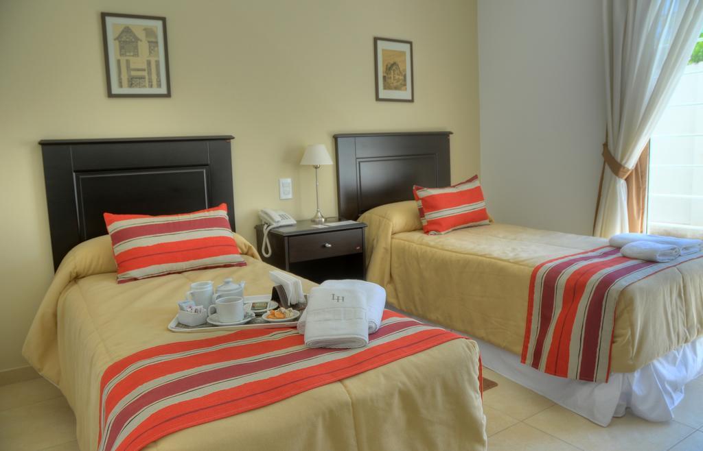 Laplace Hotel Cordoba Room photo